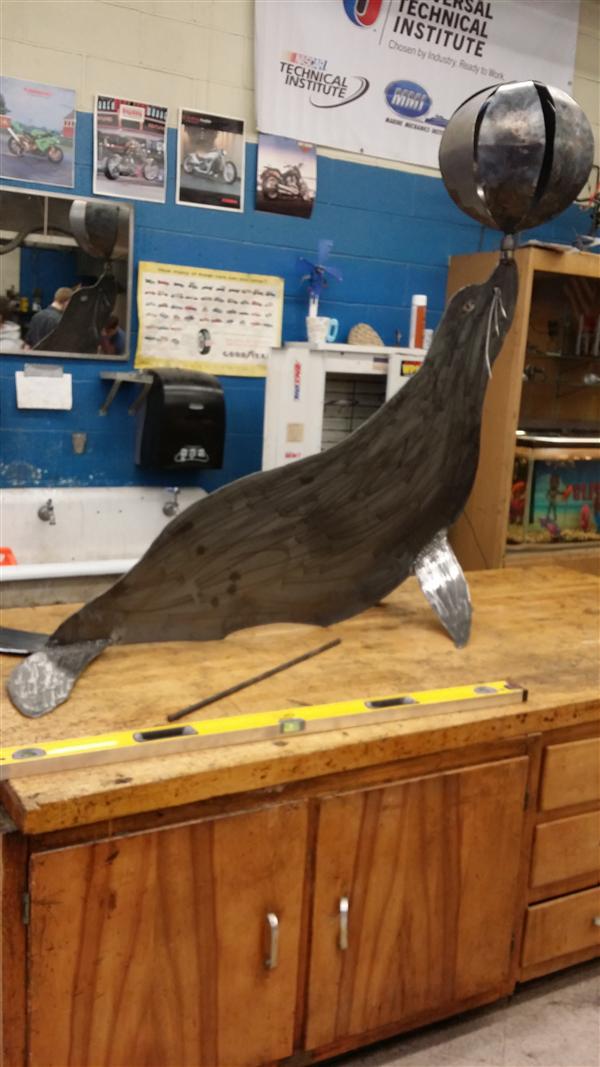 Seal Sculpture:Made in Metals 